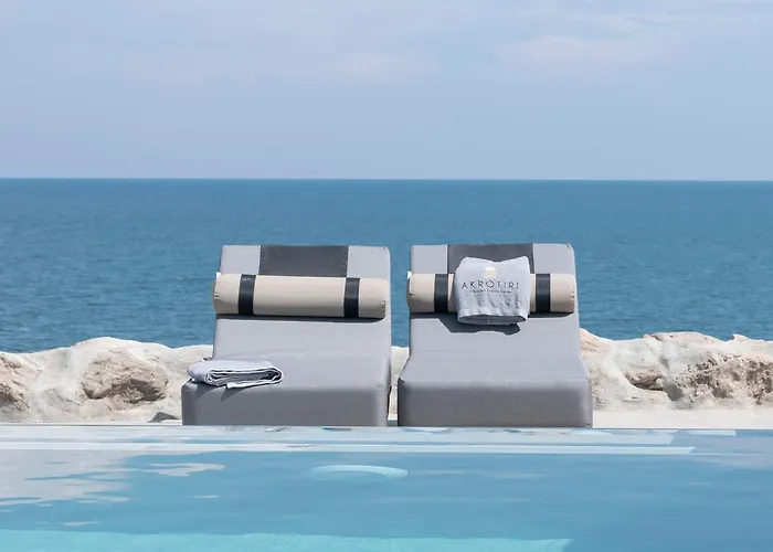 Akrotiri Olympus Luxury Suites - Adults Only